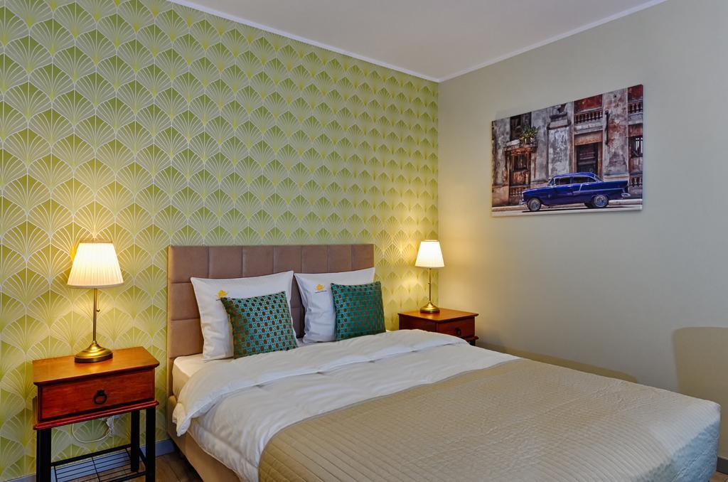Aparthotel D&C Property Holdings Breslavia Exterior foto